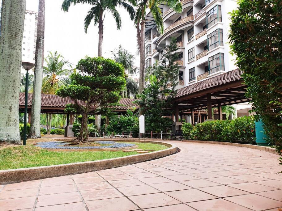 Mahkota Pool View Apartment Near A'Famosa & Jonker ملقا المظهر الخارجي الصورة