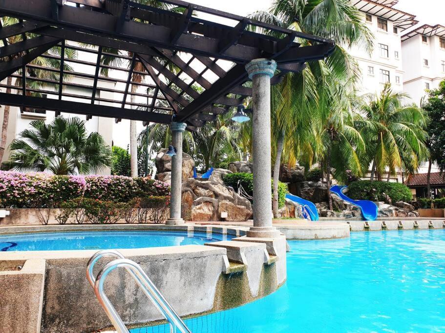 Mahkota Pool View Apartment Near A'Famosa & Jonker ملقا المظهر الخارجي الصورة